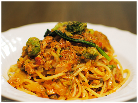spaghetti al tonno con broccoli.jpg