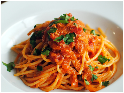 spaghettoni al tonno.jpg